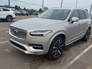 Used 2024 Volvo XC90 B5 Plus w/ Protection Package Premier AWD/4WD video 1