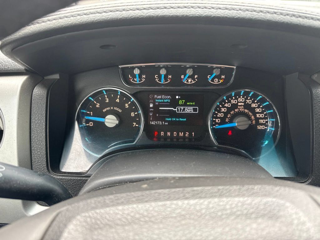 Used 2013 Ford F150 Lariat w/ Mid Equipment Group AWD/4WD image 9