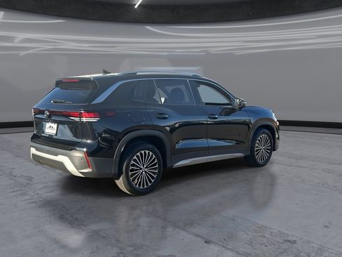 Certified 2026 Volkswagen Tiguan S FWD image 5