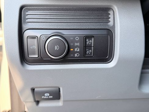 Used 2023 Ford F250 XL w/ STX Appearance Package image 11