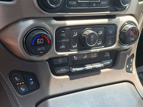 Used 2019 GMC Yukon Denali w/ Open Road Package AWD/4WD image 16