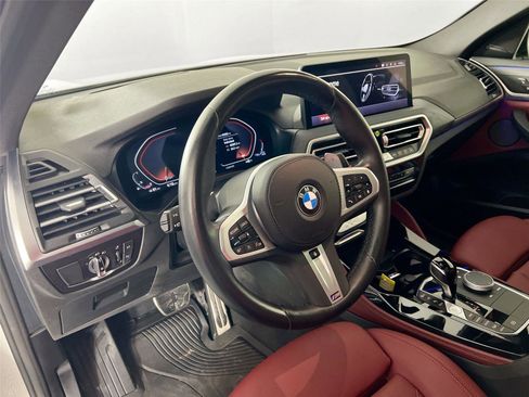 Used 2024 BMW X4 xDrive30i w/ Premium Package AWD/4WD image 10