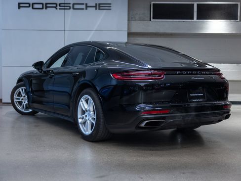 Used 2020 Porsche Panamera image 3