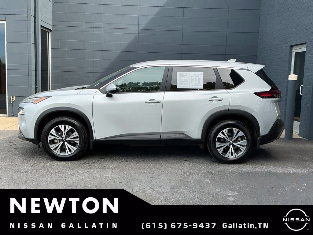 Used 2022 Nissan Rogue SV FWD image 3