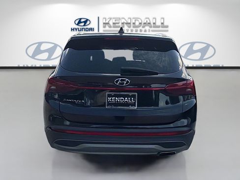 Used 2023 Hyundai Santa Fe SE FWD image 5
