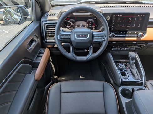 New 2026 GMC Canyon AT4 w/ AT4 Premium Package AWD/4WD image 14