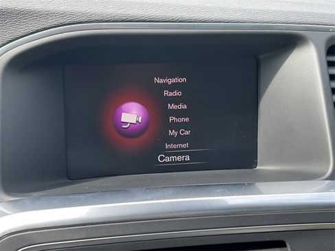 Used 2018 Volvo S60 T5 Inscription Platinum image 35