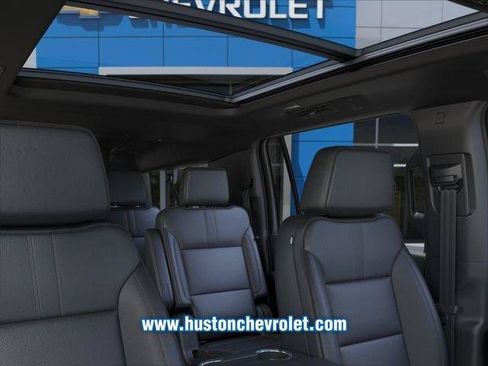New 2026 Chevrolet Suburban RST w/ Comfort Package AWD/4WD image 24