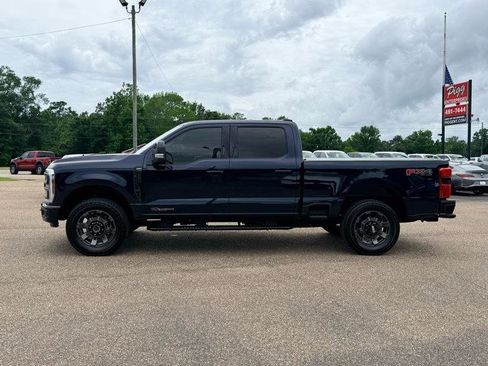 Used 2024 Ford F250 Lariat w/ Sport Appearance Package AWD/4WD image 2