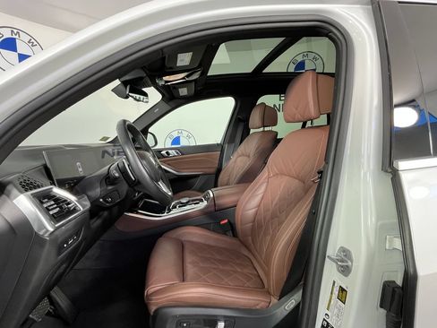 Used 2025 BMW X5 xDrive40i AWD/4WD image 19