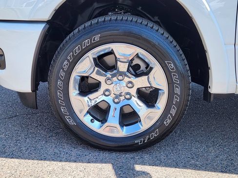 Used 2025 RAM 1500 Big Horn AWD/4WD image 9