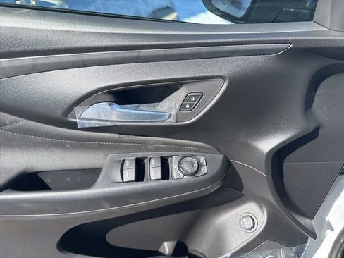 New 2026 Buick Envista Sport Touring image 8