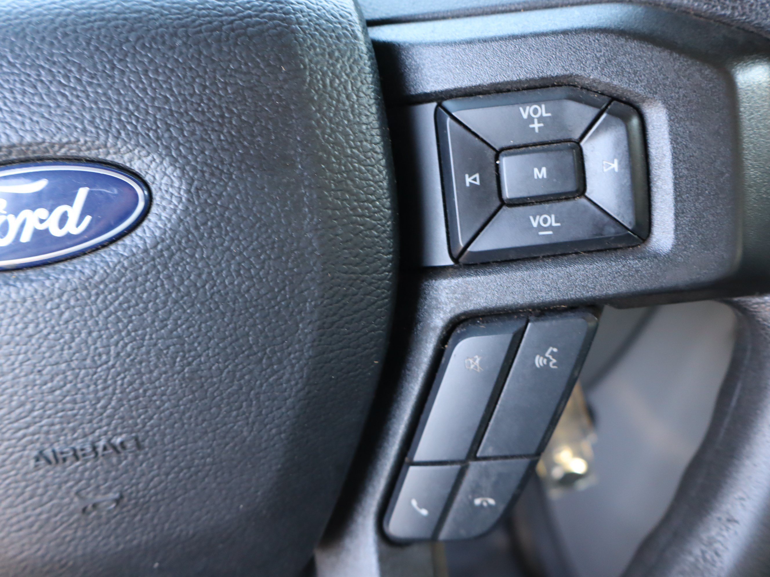 Used 2022 Ford E-350 and Econoline 350 Super Duty w/ Power Windows & Locks Group RWD image 19