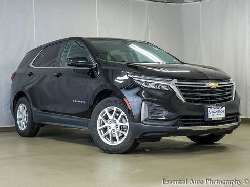 Used 2024 Chevrolet Equinox LT AWD/4WD image 2