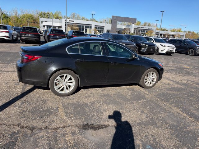 Used 2017 Buick Regal Premium w/ Driver Confidence Package #2 FWD image 19