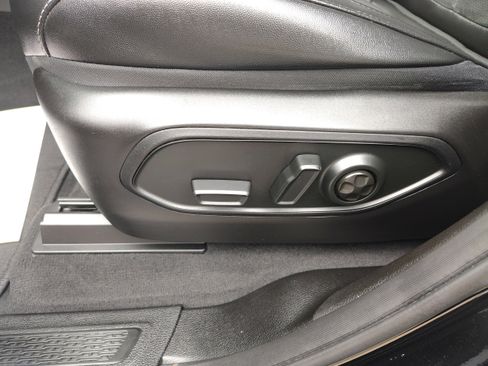 Certified 2024 Jeep Grand Cherokee L Altitude AWD/4WD image 19