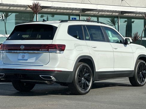 New 2026 Volkswagen Atlas SE image 5
