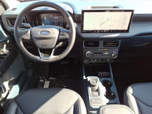 New 2026 Ford Maverick Lariat w/ Black Appearance Package image 15