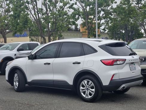 Certified 2022 Ford Escape S FWD image 5
