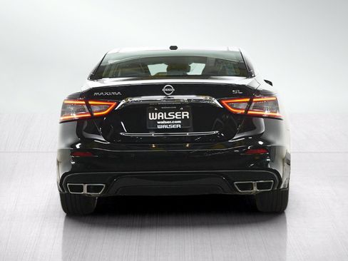 Used 2023 Nissan Maxima SL FWD image 4