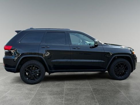 Used 2019 Jeep Grand Cherokee Limited AWD/4WD image 6