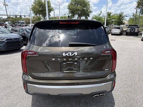 Used 2025 Kia Telluride S AWD/4WD image 3