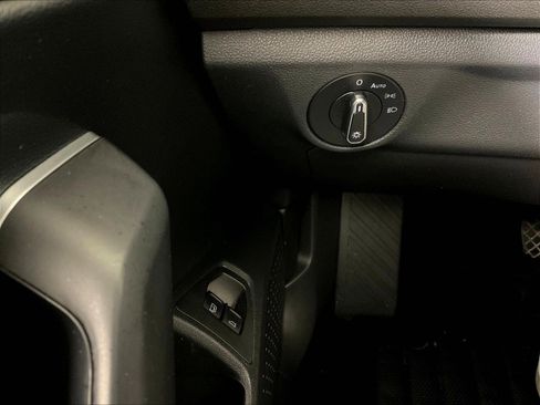 Used 2023 Volkswagen Jetta SE FWD image 14