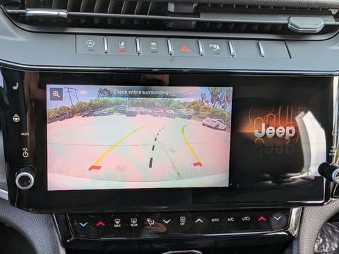 New 2026 Jeep Grand Cherokee L 4WD image 15