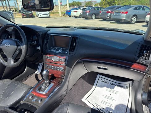 Used 2011 INFINITI G37 Sport w/ Premium Pkg image 16