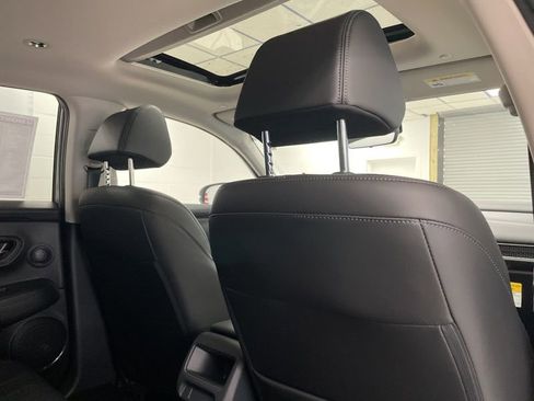 New 2026 Honda HR-V EX-L image 11