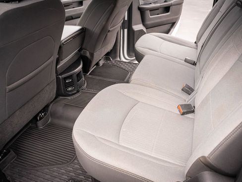 Used 2023 RAM 2500 Big Horn w/ Cold Weather Group image 26