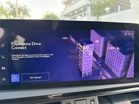 Used 2024 Lexus ES 300h w/ Premium Package image 18