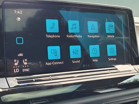 New 2026 Volkswagen Atlas SEL AWD/4WD image 14
