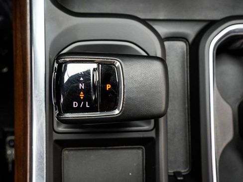 Used 2024 Chevrolet Silverado 1500 High Country w/ Technology Package image 21