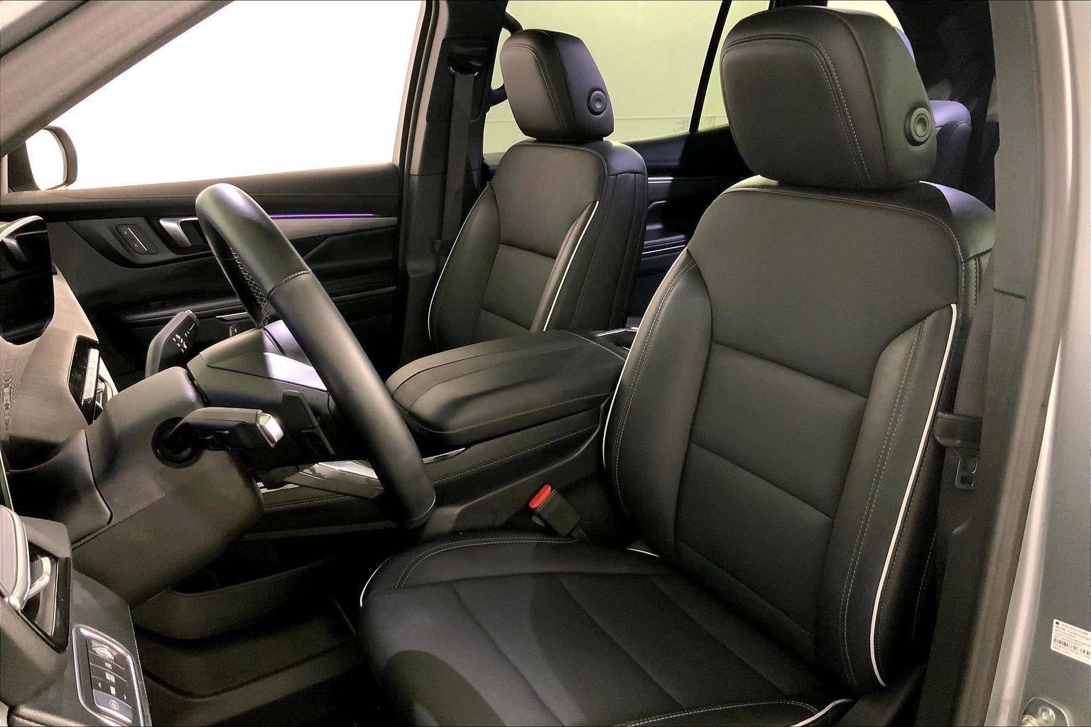 Used 2026 Buick Enclave Preferred FWD image 13