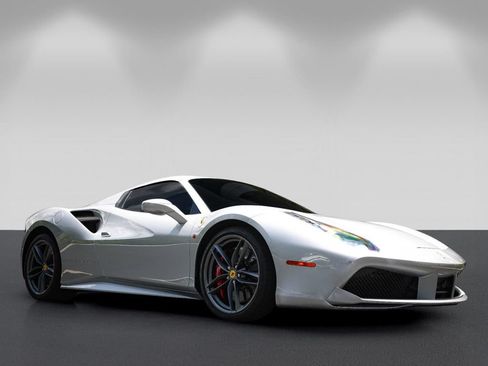 Certified 2018 Ferrari 488 Spider RWD image 9