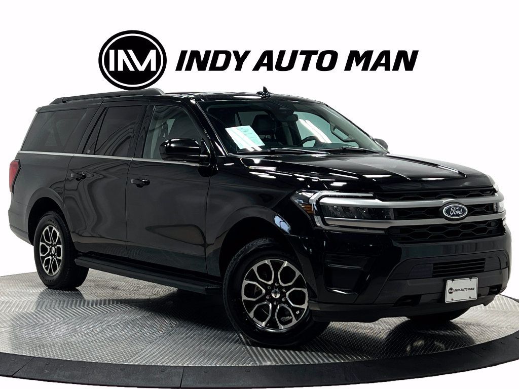 Used 2022 Ford Expedition Max XLT w/ Livery Package AWD/4WD image 2