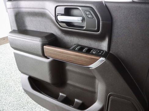 Used 2020 Chevrolet Silverado 1500 LT w/ Trailering Package image 21