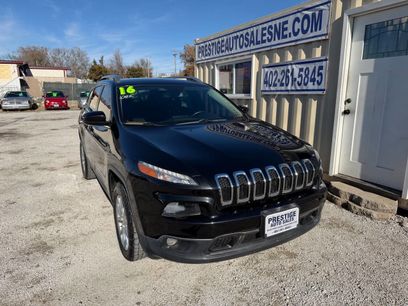 Used 2016 Jeep Cherokee Latitude w/ Cold Weather Group