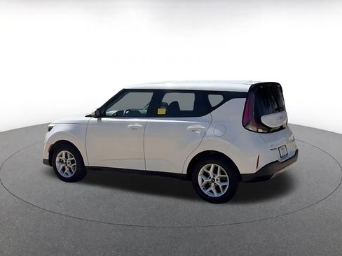 Used 2024 Kia Soul LX w/ Option Group 015 image 10