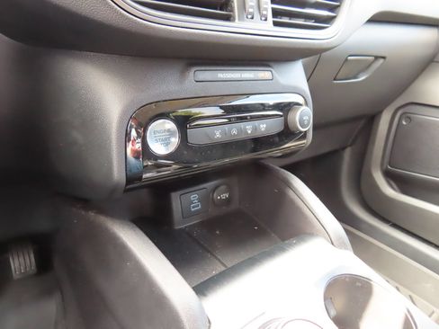 Used 2023 Ford Escape Active w/ Tech Pack #1 AWD/4WD image 25