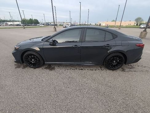 Used 2026 Toyota Camry SE w/ Convenience Package image 9