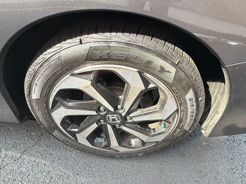 Used 2017 Honda Accord EX-L image 13