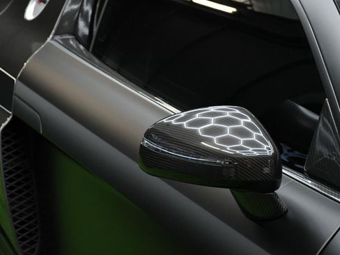 Used 2010 Audi R8 V10 AWD/4WD image 11