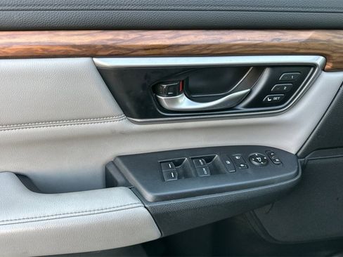 Used 2019 Honda CR-V EX-L image 11