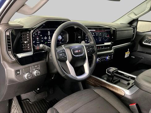 Certified 2026 GMC Sierra 1500 Elevation w/ Preferred Package RWD image 16