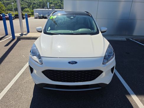 Used 2020 Ford Escape SE AWD/4WD image 9