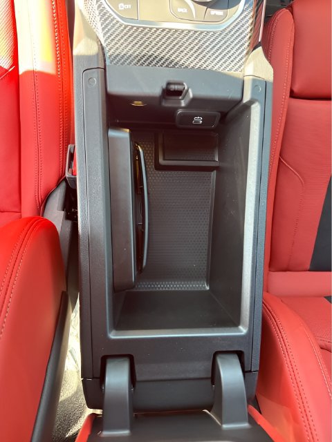 Used 2027 BMW M4 Coupe RWD image 25