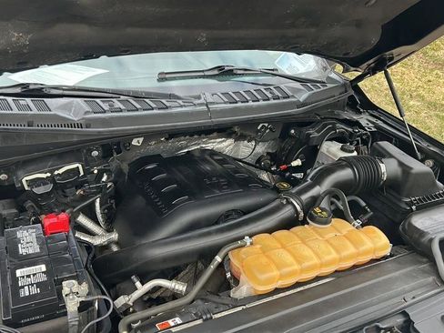 Used 2016 Ford F150 XLT w/ Equipment Group 302A Luxury image 15