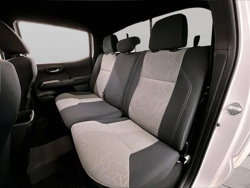 Used 2023 Toyota Tacoma TRD Sport AWD/4WD image 25